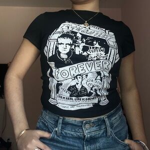 Vintage Graphic Fitted Black Tee